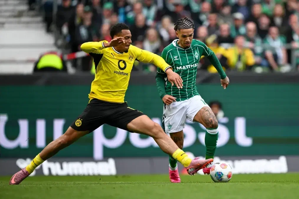 Southampton ve Hull City, 25 Yaşındaki Alman Forvet İçin Yarışıyor
